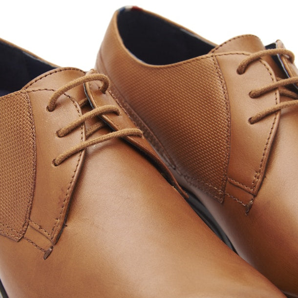 LEE PUNCH DERBY Tan