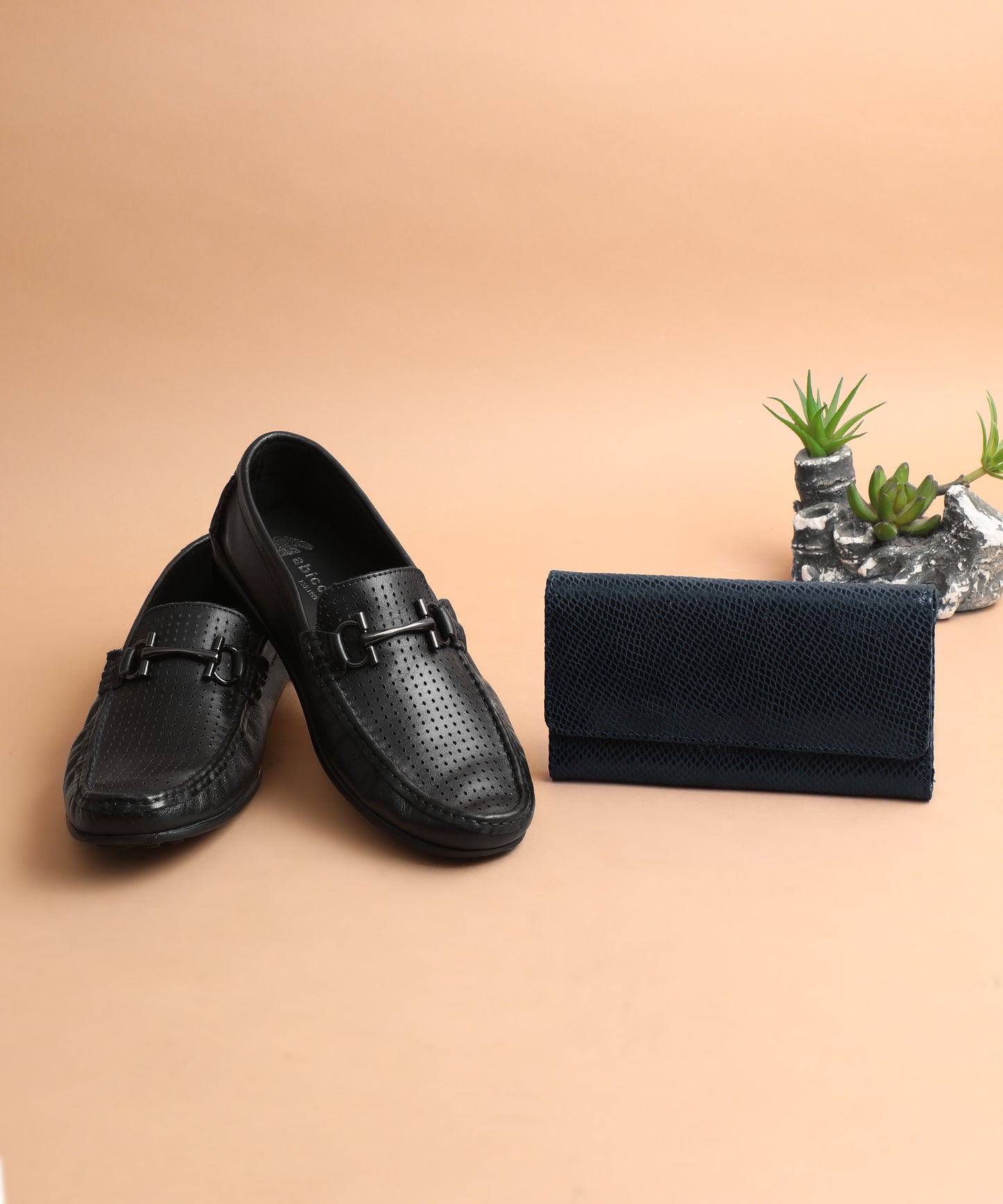 Ken Miles-G + Clutches - Black